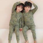 Surpyjama à motif dinosaure en coton pour enfant_11