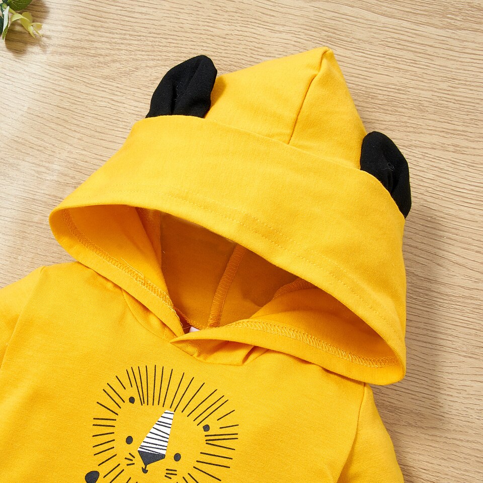 Surpyjama roi lion de couleur jaune à capuche pour bébé_2